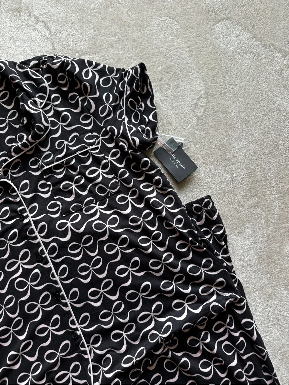Kate Spade Swirly Ribbon Bows Pajama Set pjs